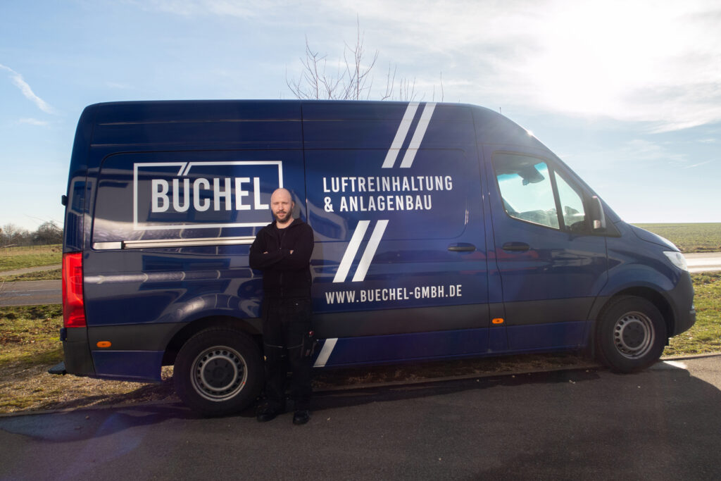 Täglich sind sechs unserer Servicefahrzeuge in ganz Deutschland unterwegs, um unseren Kunden unmittelbar zur Seite zu stehen.